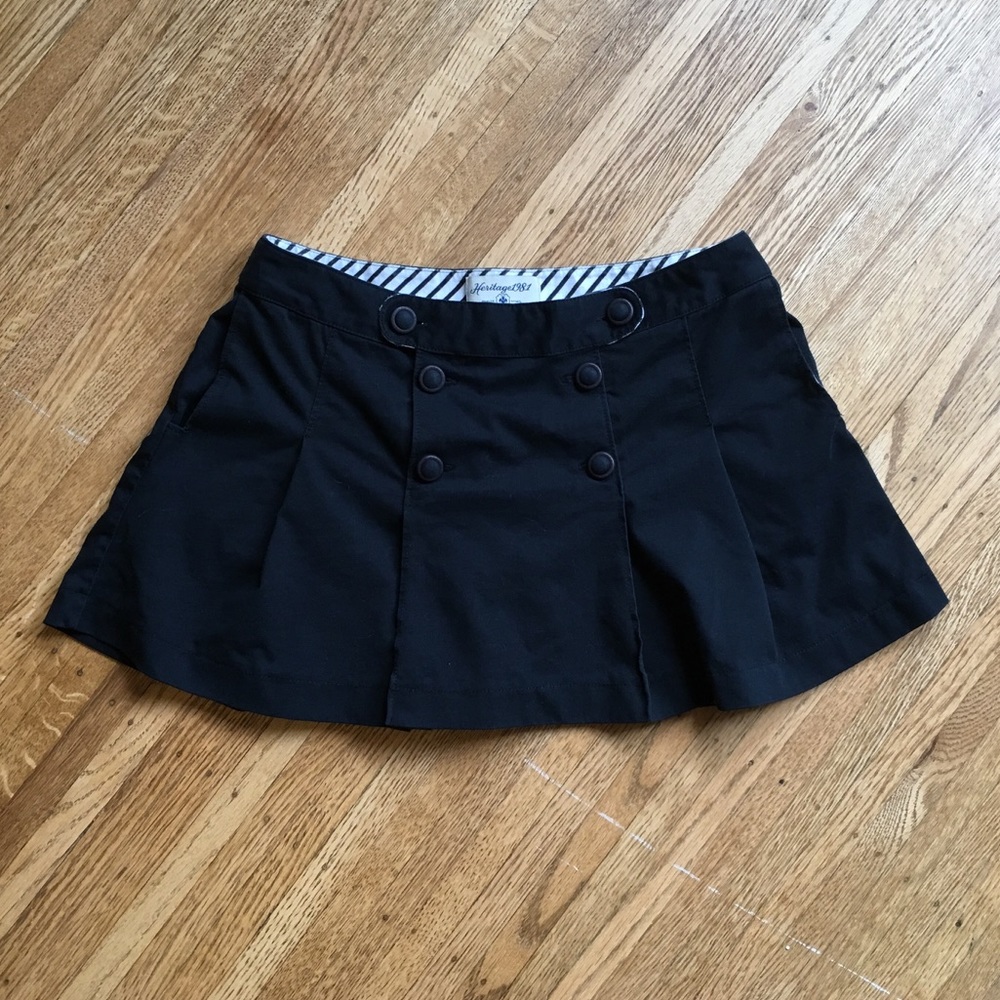 Sold 🫶🏻 Cute Heritage 1981 Black Skirt- Perfect Halloween!